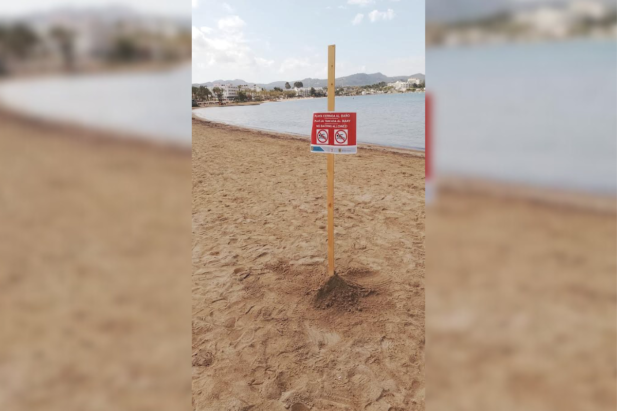 Playa cerrada en Ibiza