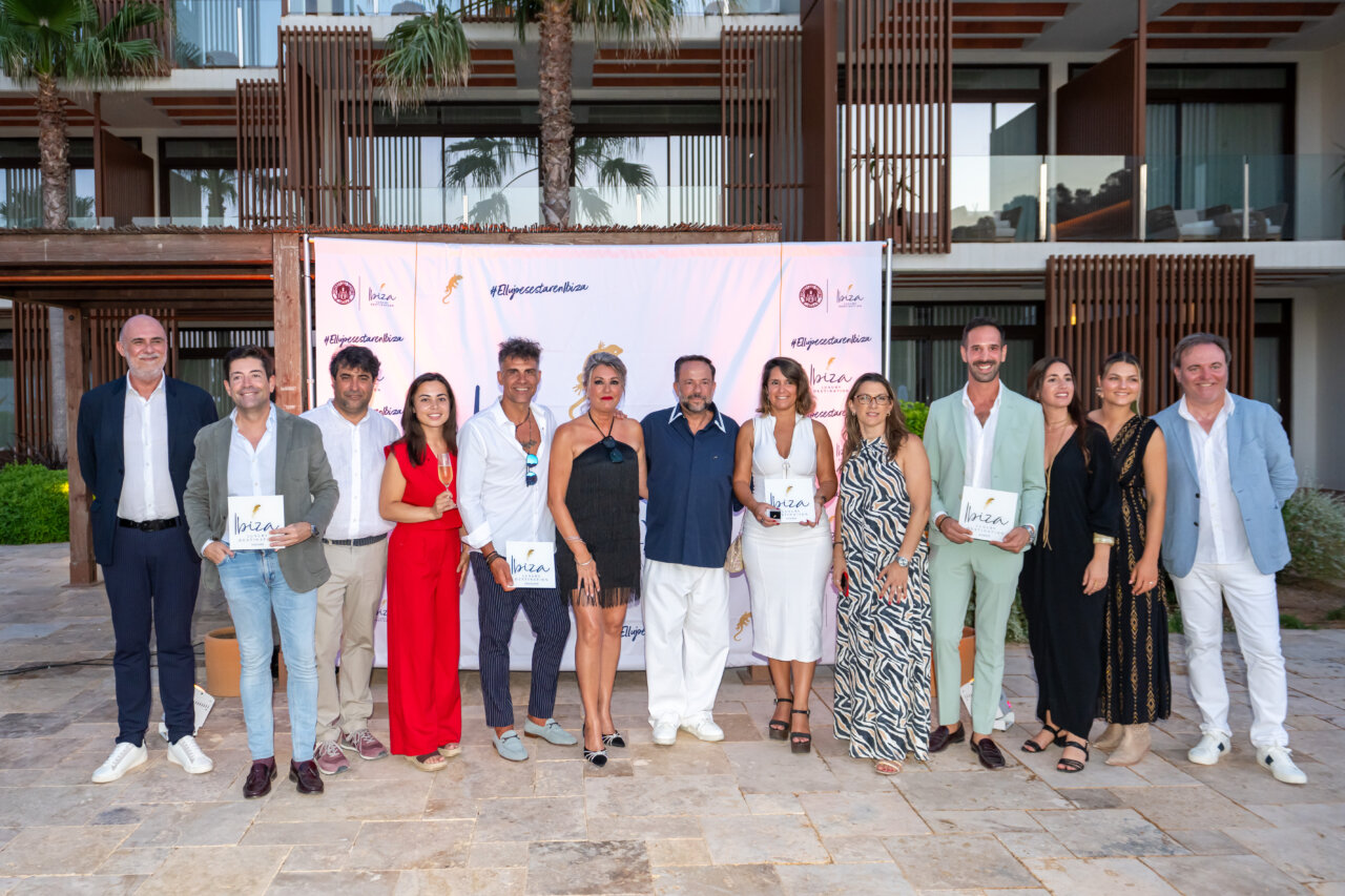 Los nuevos socios y embajadores de Ibiza Luxury Destination, junto a Nuria Moreno Los nuevos socios y embajadores de Ibiza Luxury Destination, junto a Nuria Moreno