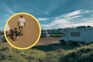 Caravanas en Santa Eularia y una recreación de Manolito y Manchita