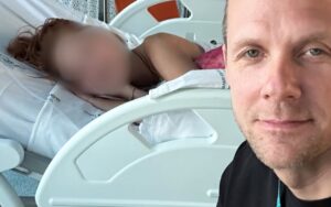 DJ Adam y su hija, que se recupera en Mallorca