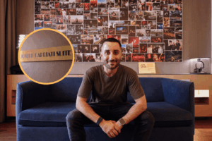 El DJ italiano Joseph Capriati en la suite de OD Ibiza que lleva su nombre