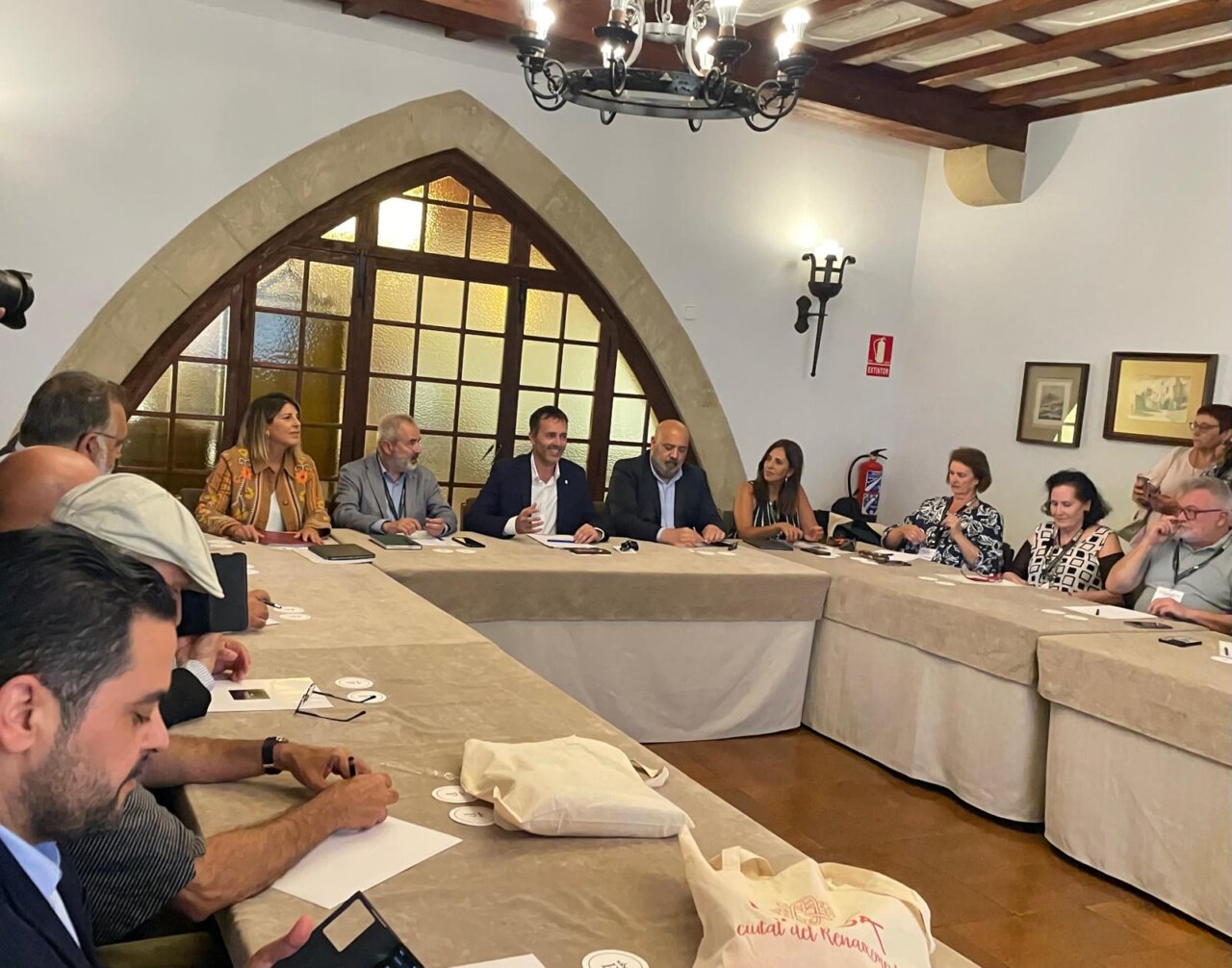 I Jornadas Internacionales de Ciudades y Sitios Fortificados Hispánicos. Ayuntamiento de Ibiza