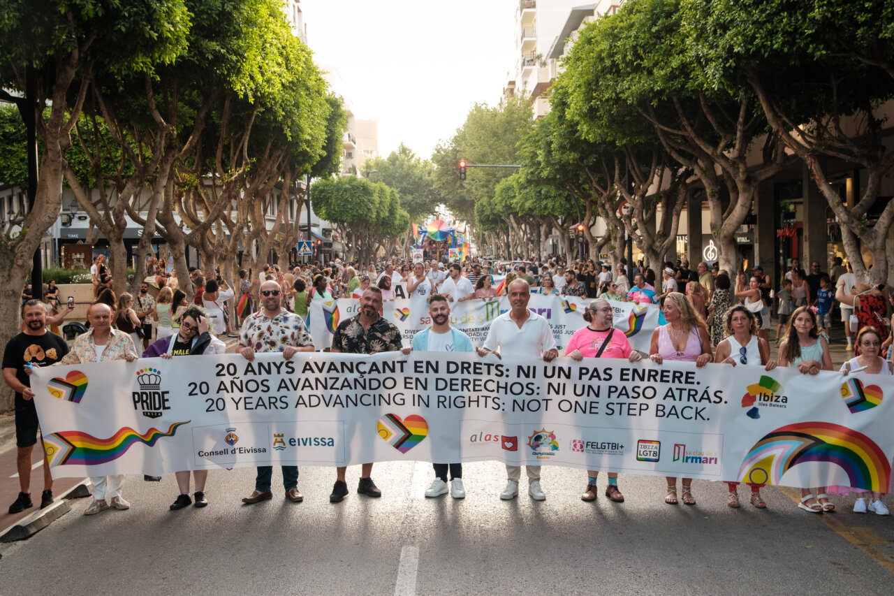 Ibiza Pride 2025 — Marcha por los recheos LGTBIQ+ por las calles de IBiza Ibiza Pride 2025 — Marcha por los recheos LGTBIQ+ por las calles de IBiza
