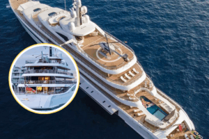 Superyacht Viva en Ibiza