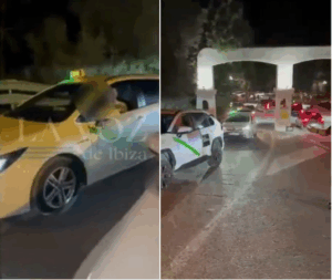 Taxis de Sant Josep bloqueando la rotonda inmediata al acceso a [UNVRS]