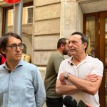 El secretario general de la Federación de Servicios de UGT, José Garcia Relucio (d), y el portavoz del PSIB en el Parlament, Iago Negueruela. - EUROPA PRESS