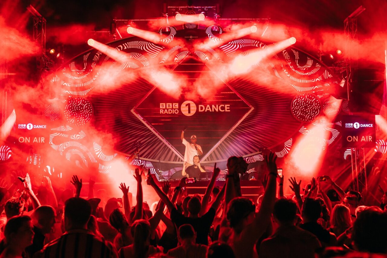 BBC Radio 1 en Amnesia. Archivo