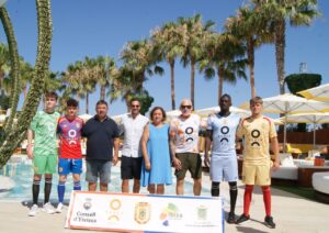 Las nuevas equipaciones de SD Portmany. SD Portmany