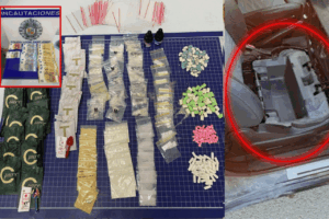 Drogas y dinero incautado durante el control de rutina en Sant Josep. Policía Local de Sant Josep