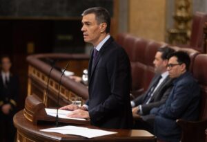 El presidente del Gobierno, Pedro Sánchez, interviene durante un pleno extraordinario, en el Congreso de los Diputados, a 9 de julio de 2025, en Madrid (España).