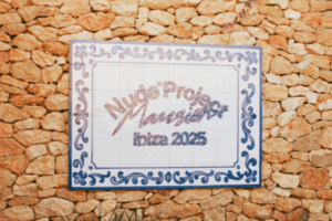 Nude Project Mansión en Mosaicos. Archivo