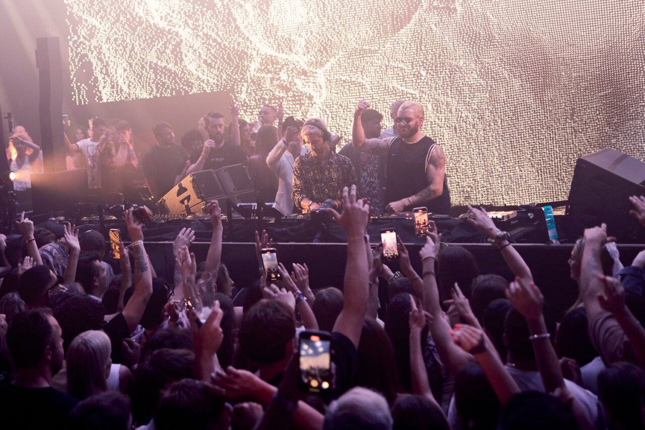 Our House. Archivo