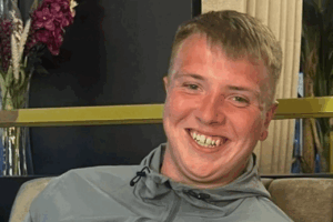 Stan Lee Connor. Redes Sociales