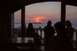 Sunset en Hostal La Torre de Grupo Mambo. Archivo