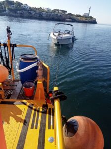 El servicio de limpieza retira casi 7,8 toneladas de residuos del litoral balear durante el mes de junio