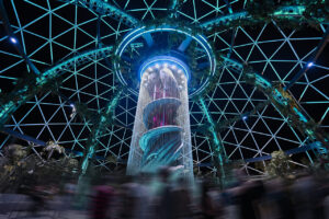 Interior de la c&uacute;pula de [UNVRS]. angelinares