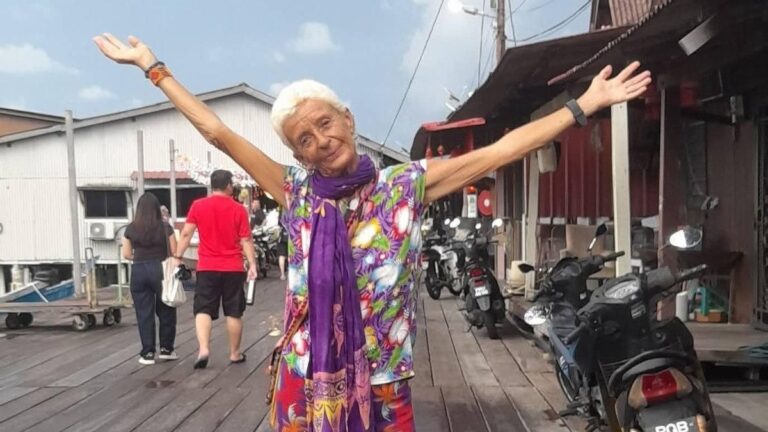 MATILDE MUNOZ, DESAPARECIDA INDONESIA