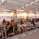 Ibiza en agosto: dónde vivir la música, el cine y la mejor gastronomía