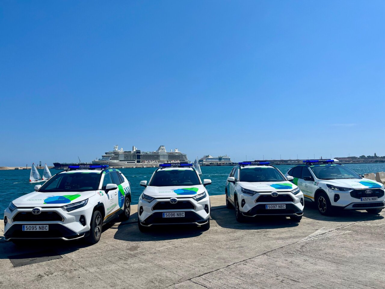 Coches híbridos incorporados por la APB