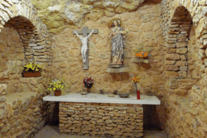 Cueva de Santa In&eacute;s en Sant Antony, Ibiza.