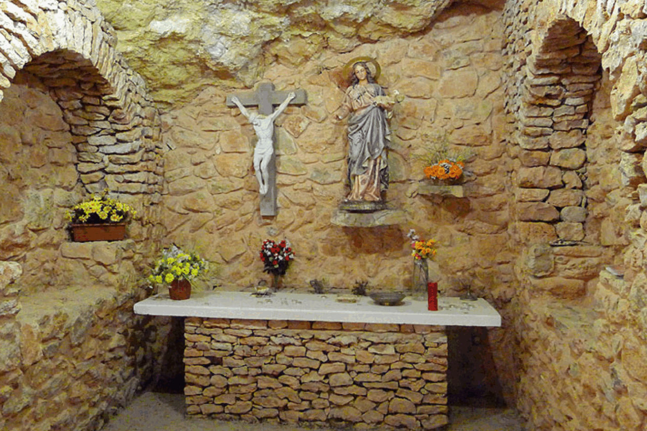 Cueva de Santa Inés en Sant Antony, Ibiza.