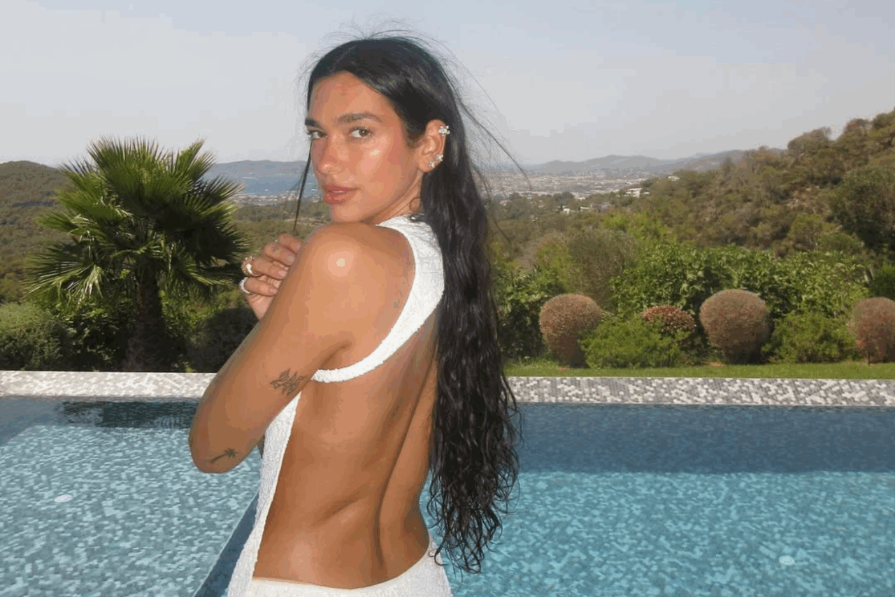 Dua Lipa en Ibiza