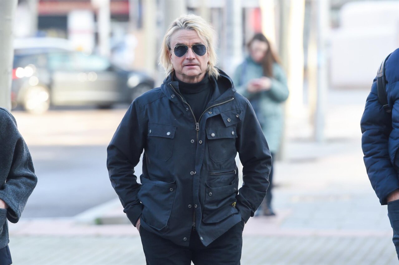 El músico Nacho Cano, a su llegada a los Juzgados de Plaza de Castilla, a 11 de febrero de 2025, en Madrid (España).