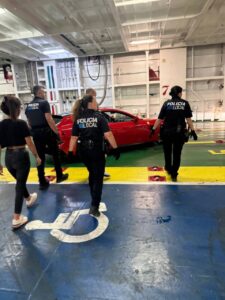 Esta semana nos avisaron desde Astilleros en un barco ven&iacute;an tres personas muy violentas que se