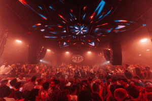 Flower Power en Pacha Ibiza. Archivo