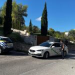 Intervención policial en la villa donde trascendió la fiesta denunciada por el Ayuntamiento de Santa Eularia. Imagen de IB3