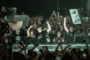 Klangkuenstler. Archivo