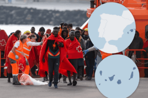 Menores migrantes en Lanzarote, y los mapas de los archipipelagos.
