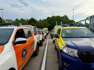 Vehiculos del contingente balear embarcando a la pen&iacute;nsula.