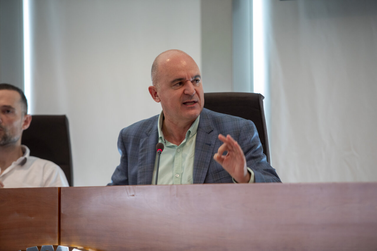 Vicent Marí en el pleno del Consell