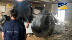 Sucesos. Cae una red con una flota de 15 embarcaciones r&aacute;pidas dedicadas a migraci&oacute;n irregular desde Argelia