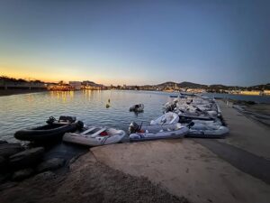 : la Policía investiga el corte de la baliza que abrió paso a los chárteres ilegales