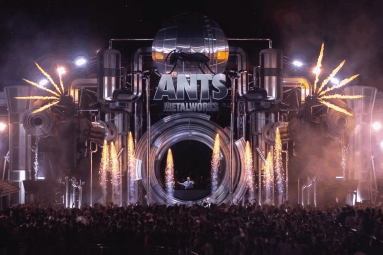 ANTS METALWORKS en Ushuaïa Ibiza. Archivo