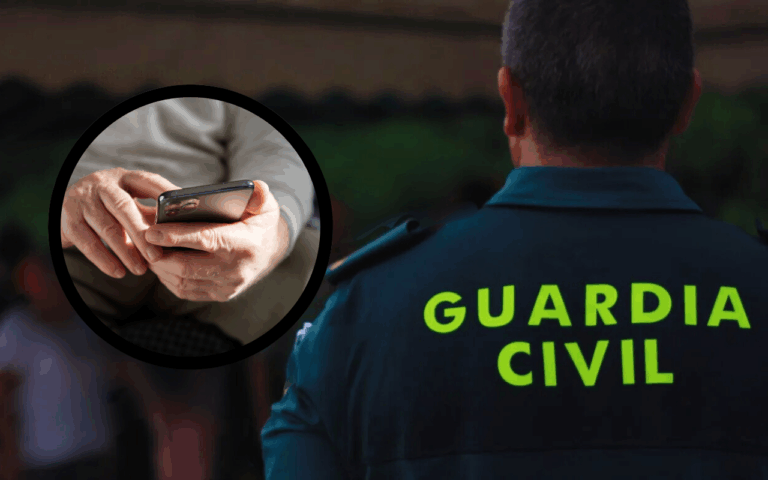 Agente de la Guardia Civil y adulto mayor sosteniendo teléfono.