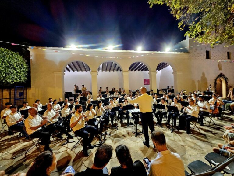 Banda Santa Eulària des Riu (foto Facebook)