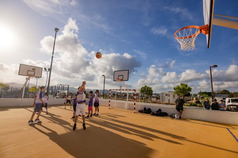 COMPLEX SPORTIU JESUS159
