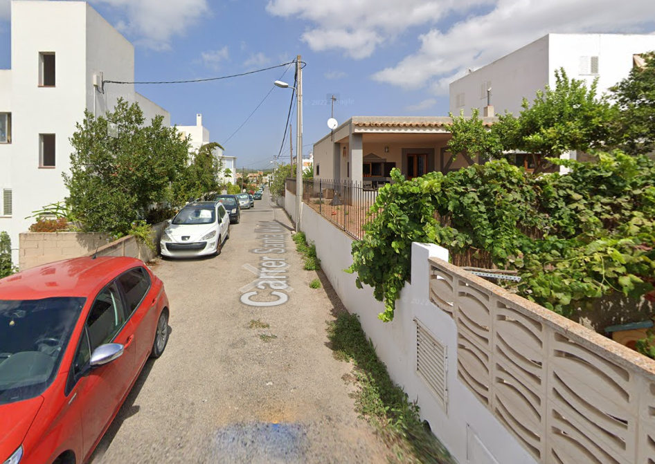 Imagen de la calle Santa María de Santa Eulària.