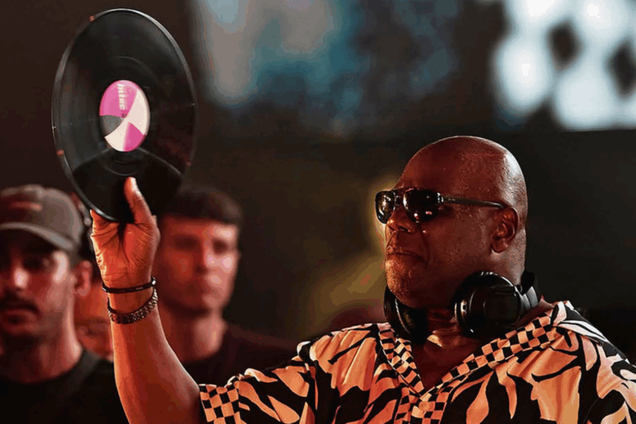 Carl Cox en una sesión de vinilos en [UNVRS]. Archivo