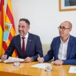 El conseller de Vivienda, Territorio y Movilidad, José Luis Mateo, junto al presidente del Consell de Formentera, Óscar Portas.