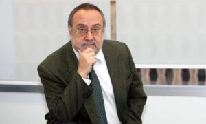 El periodista fue despedido tras su larga historia