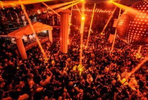 La residencia Paradise en [UNVRS]. Archivo