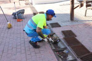 Limpieza en Sant Antoni.