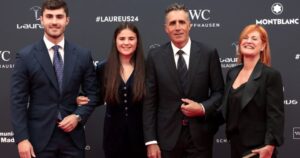 Miguel Induiran y su familia Miguel Induiran y su familia