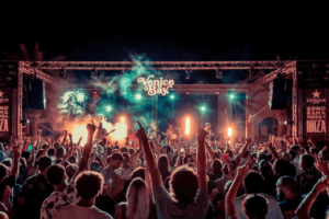 Sonorama rivera goes to Ibiza en Venice Bay. Archivo