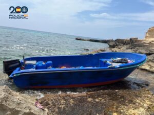 Patera en Formentera