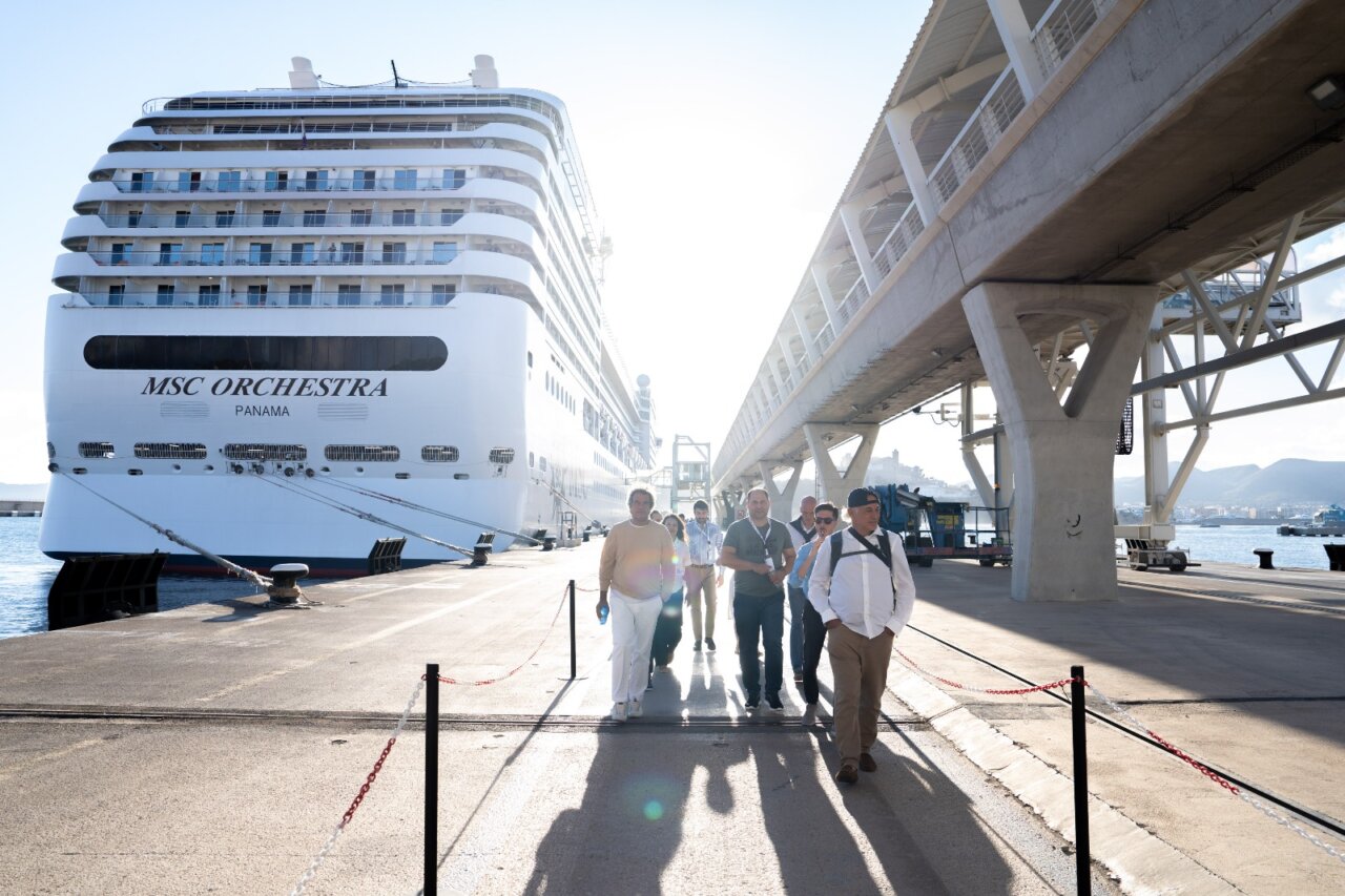 Participantes de Innovationship recorren el Puerto de Ibiza